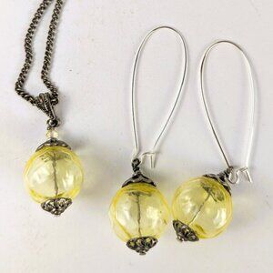 Yellow Crackle Glass Necklace & Earring Set